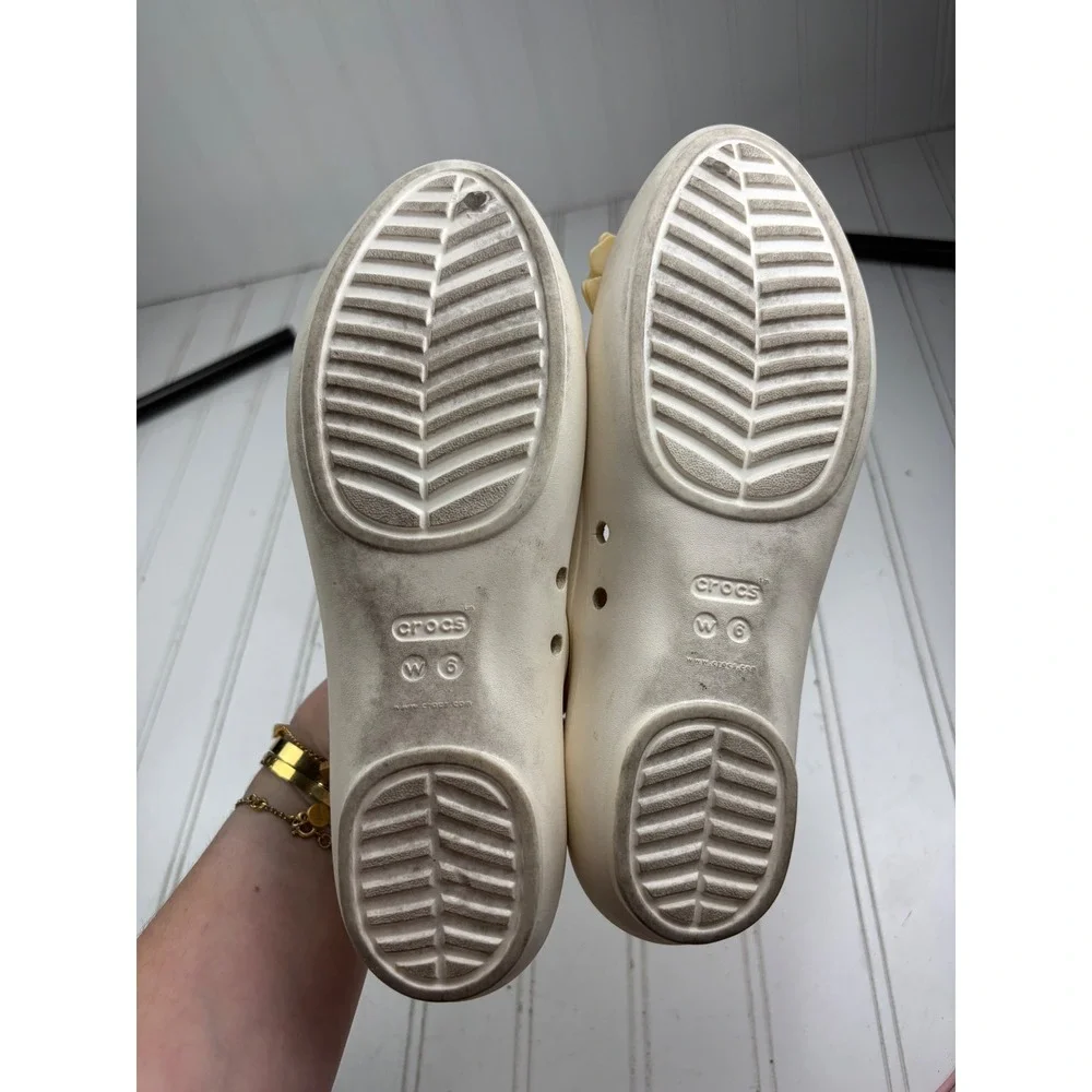 Crocs Lina Flower White Comfort Ballet Flats Women's Size 6